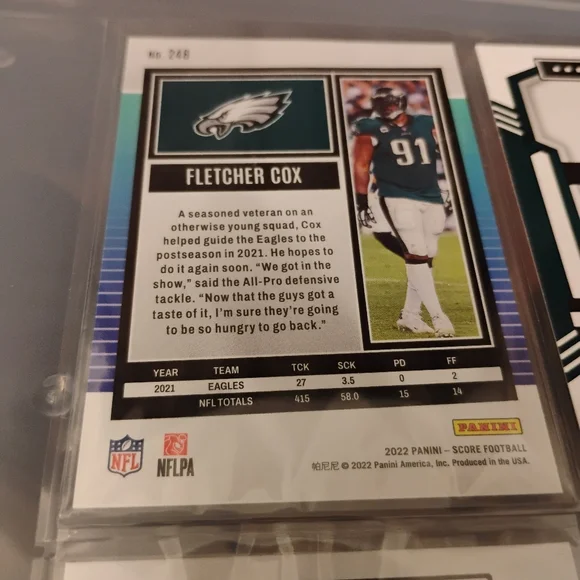 Philadelphia Eagles Assorted Mint Cards - Picture 14 of 14